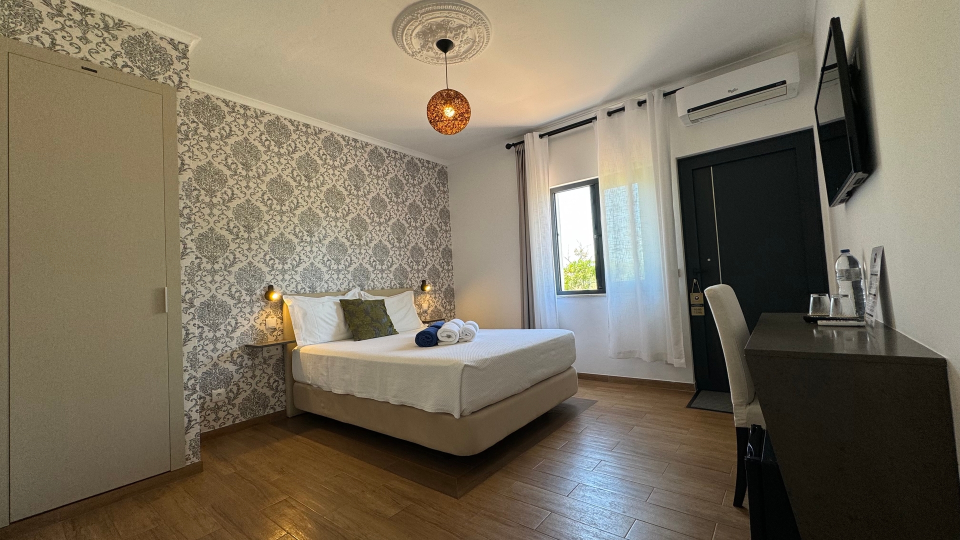 HostWise - Spacious Villa with Pool 31 Host Wise Booking