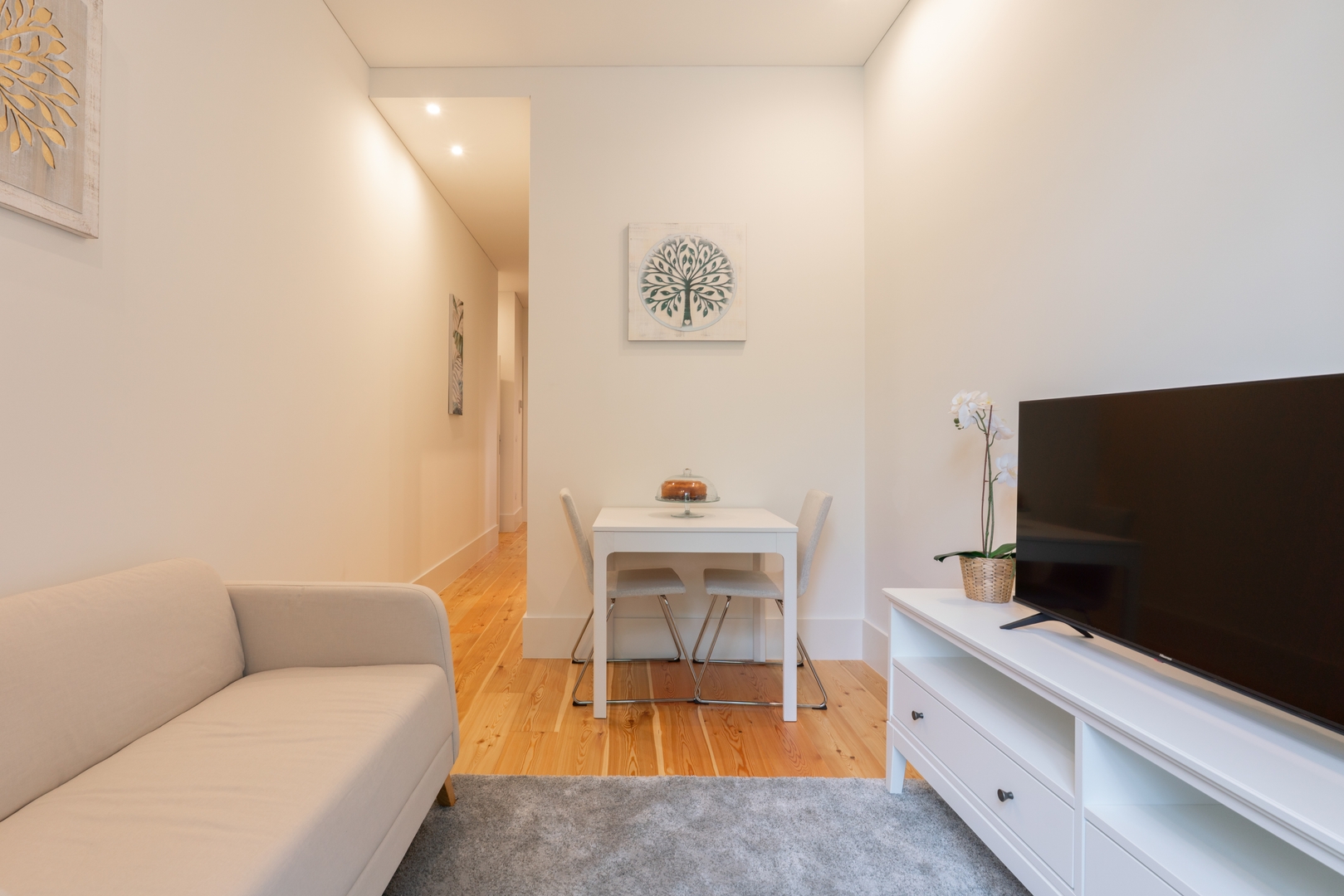 Modern & Spacious Apartments by HostWise 21 Host Wise Booking