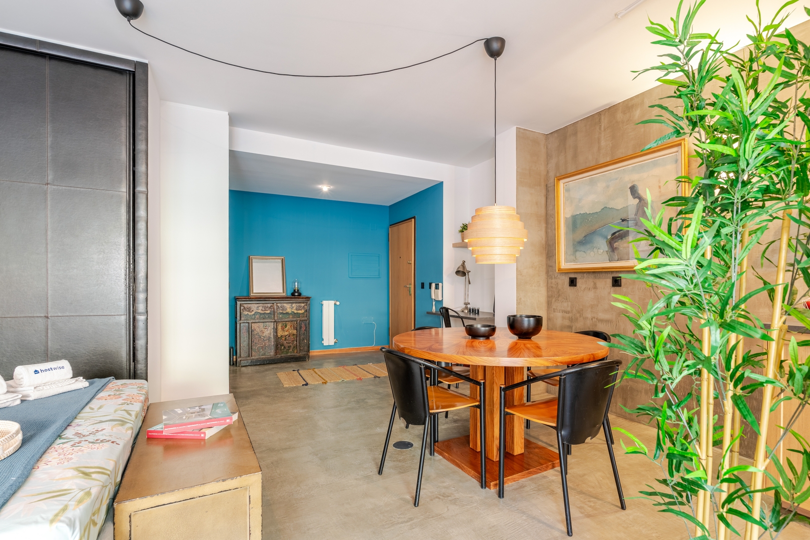 HostWise – Modern Flat w/ Terrace | Near the Beach 19 Host Wise Booking