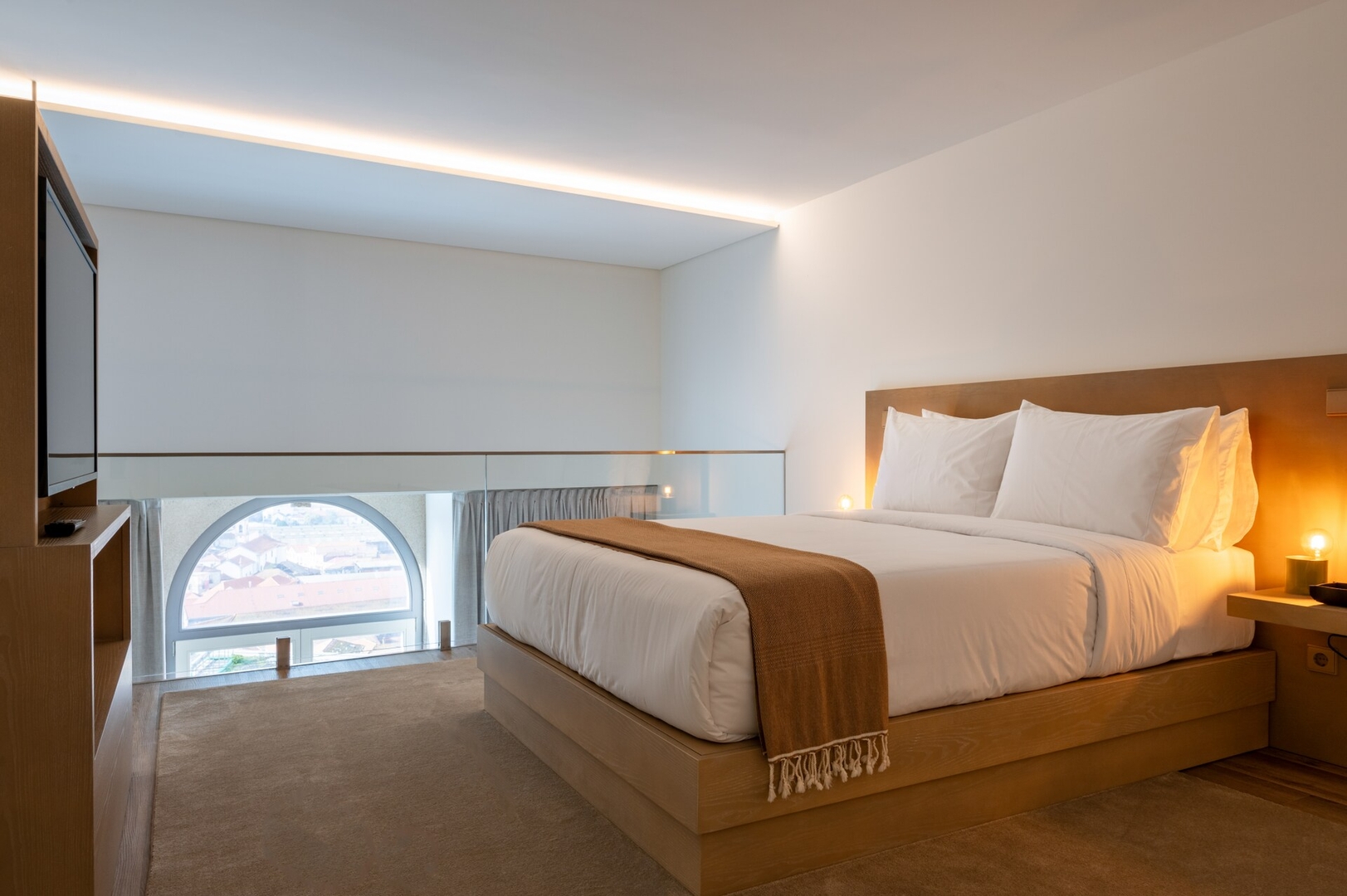 Host Wise - Fervença Boutique Palace 12 1 Host Wise Booking