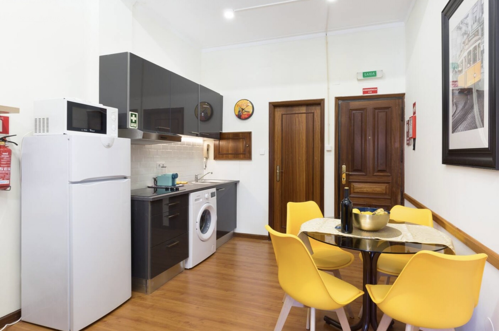 Host Wise - Central Comfy Flat 12 Host Wise Booking