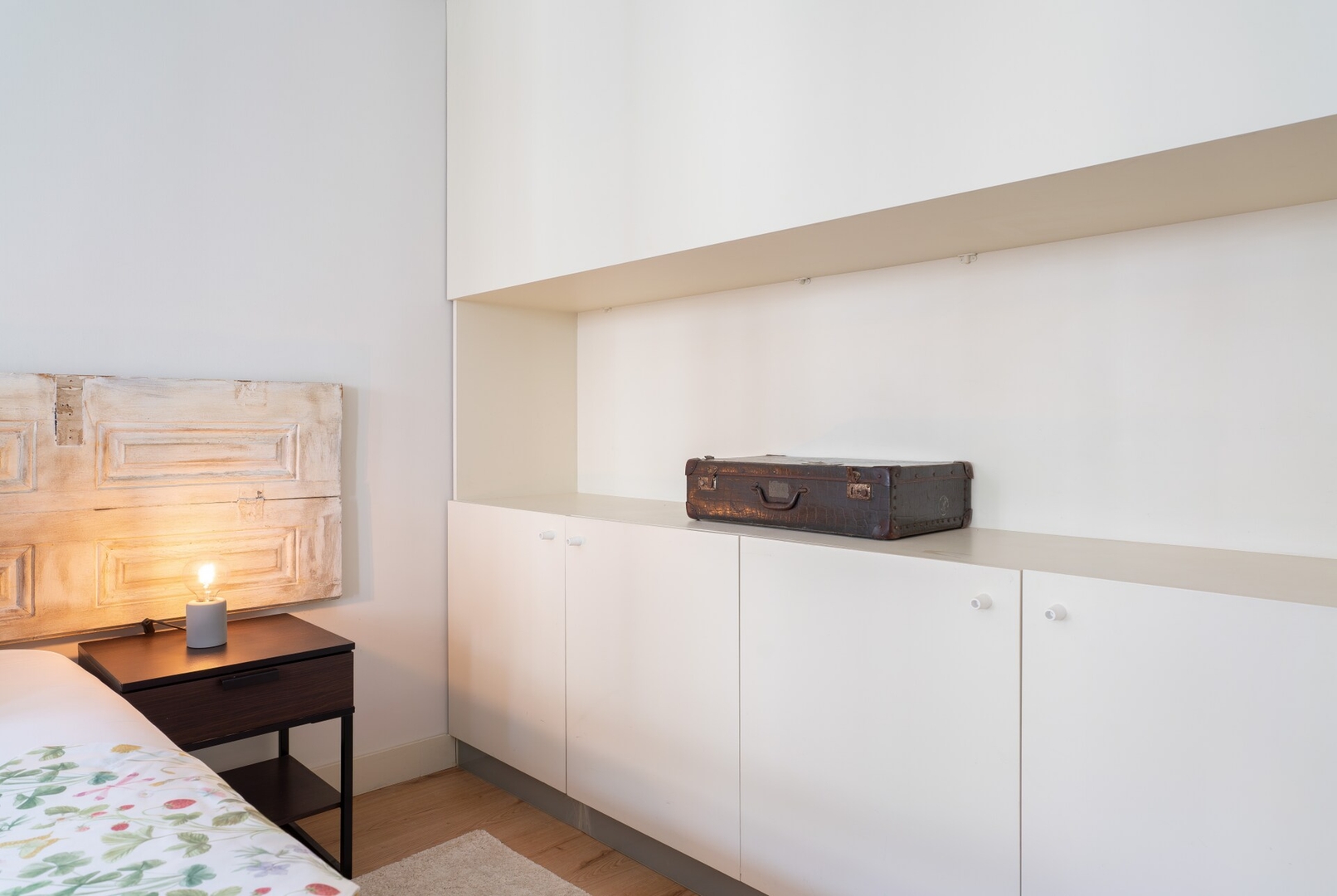 Colorful Bright Flats w/ Balcony by HostWise 15 Host Wise Booking