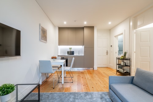HostWise - Stylish & Cozy Flat Host Wise Booking