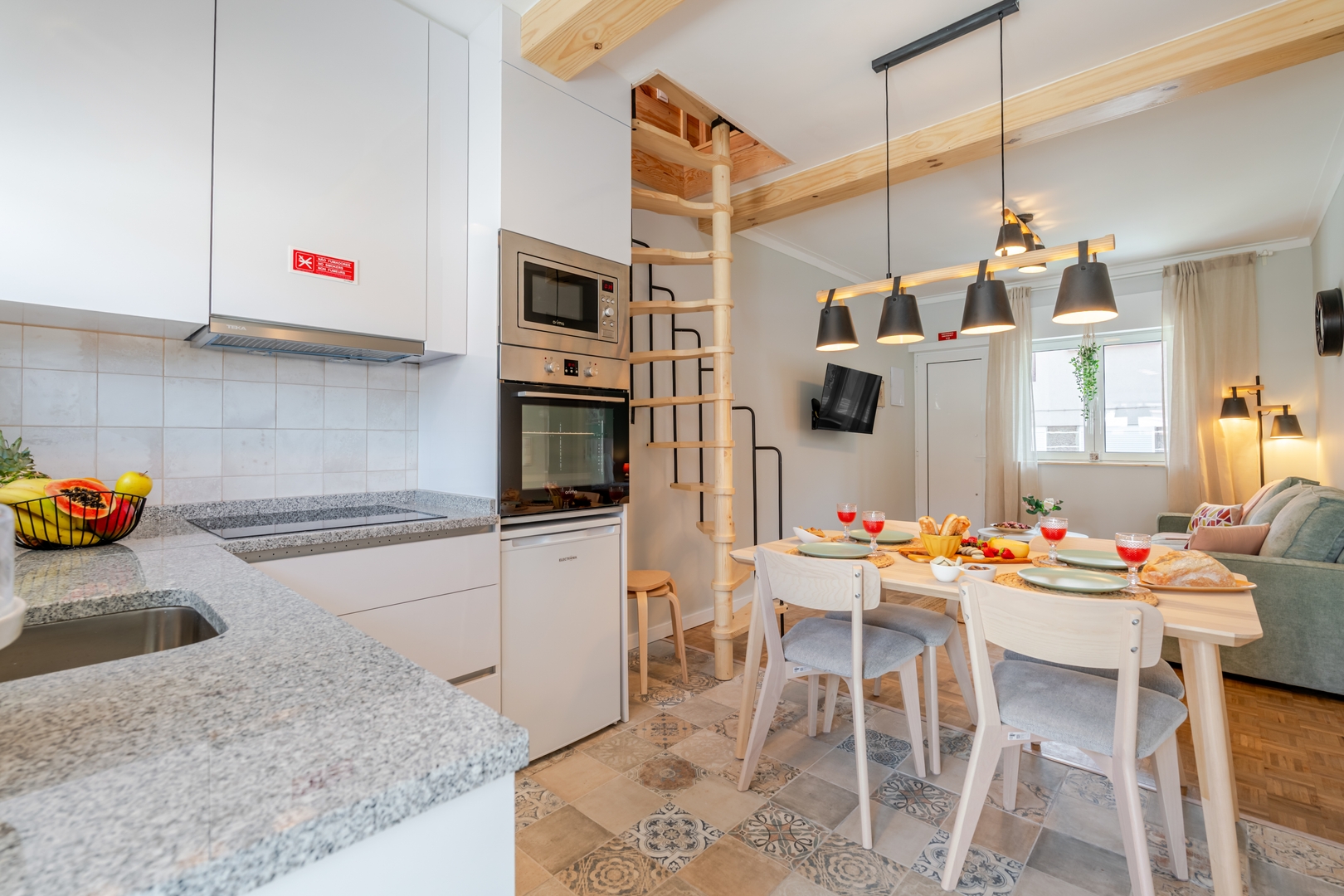 Quinta do Vintém w/ Terrace near WOW by HostWise 21 Host Wise Booking