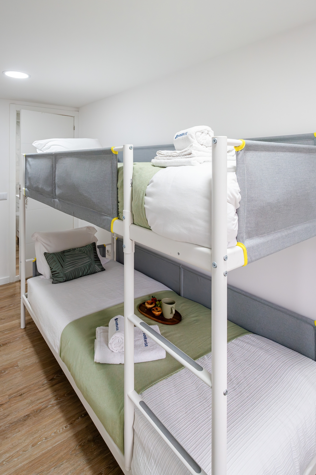 Poolside Duo Retreat, Silva Brinco by HostWise 28 Host Wise Booking