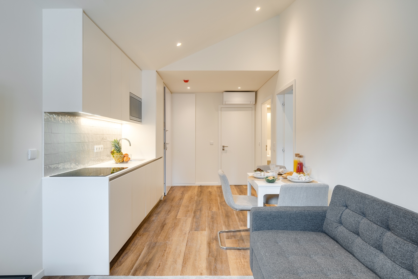 Stylish Comfort at Marquesa Palace by HostWise 13 Host Wise Booking