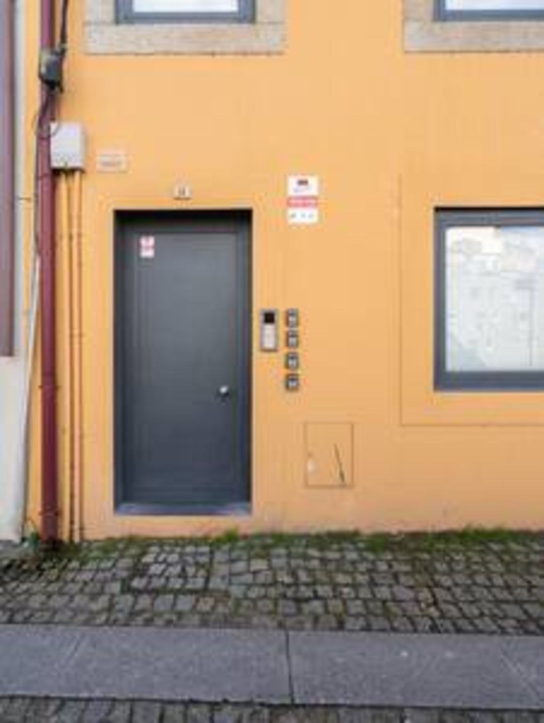 Comfy Sunny Flats| Ace Location by HostWise 14 Host Wise Booking