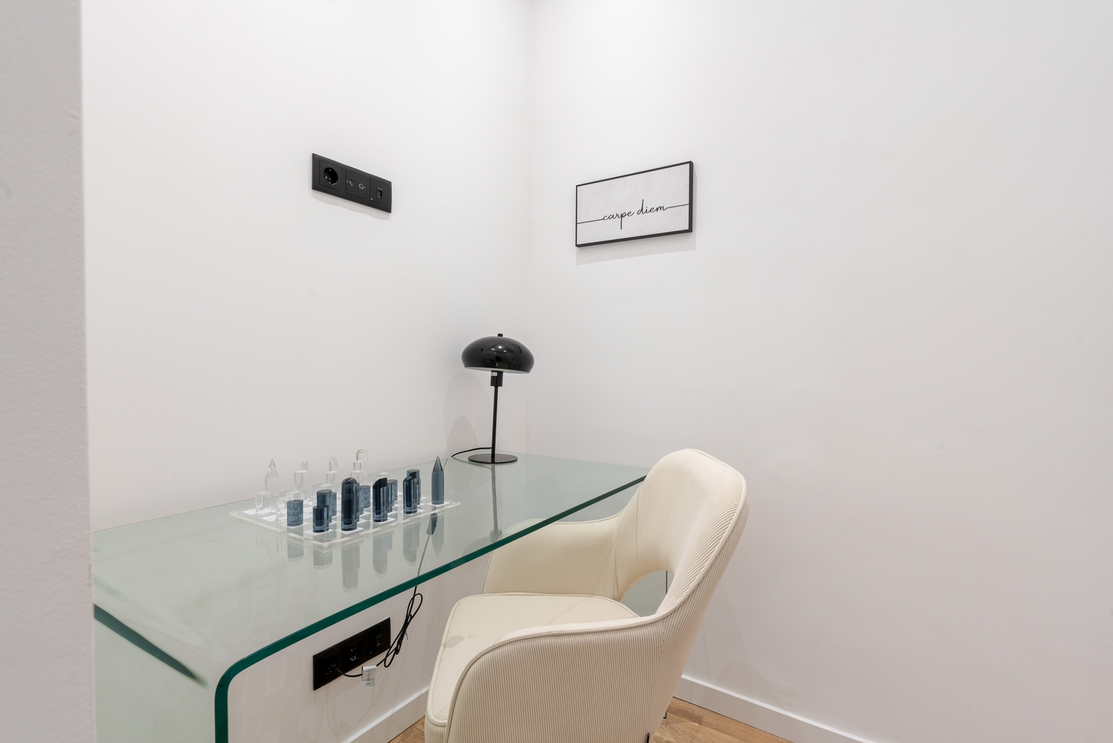 Urban Terrace & Stylish Living Spaces by HostWise 42 Host Wise Booking