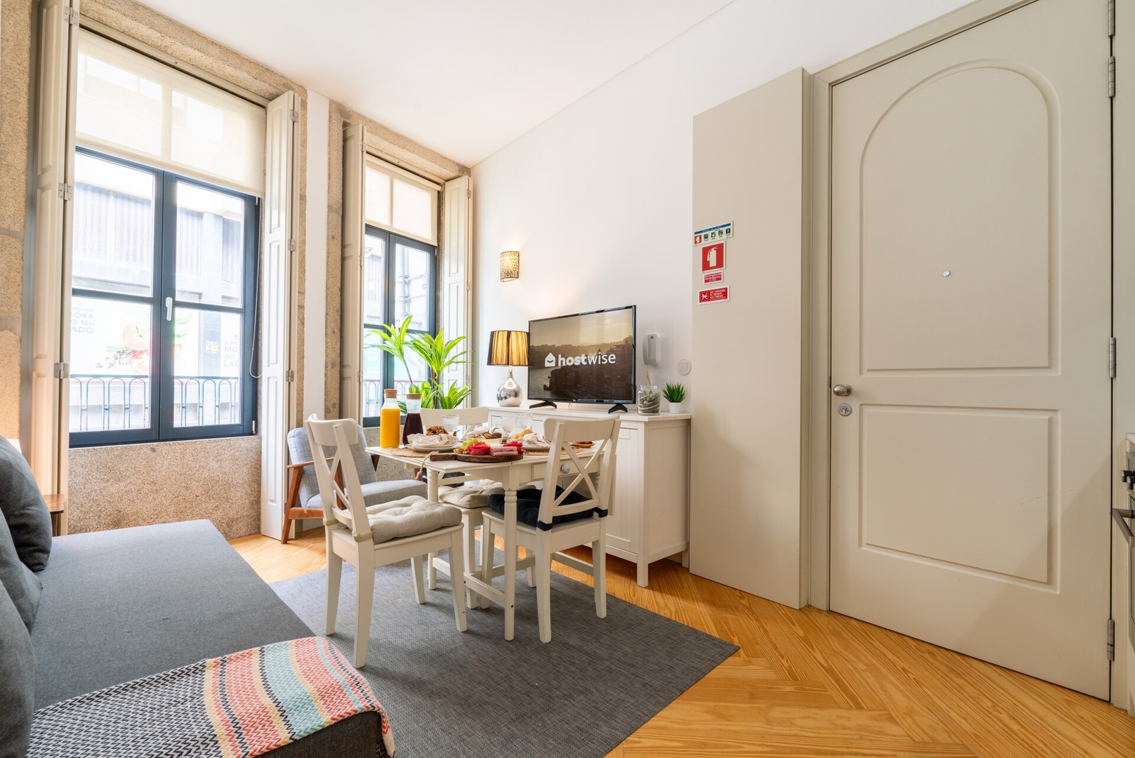 Colourful Cozy Flat by HostWise 14 Host Wise Booking