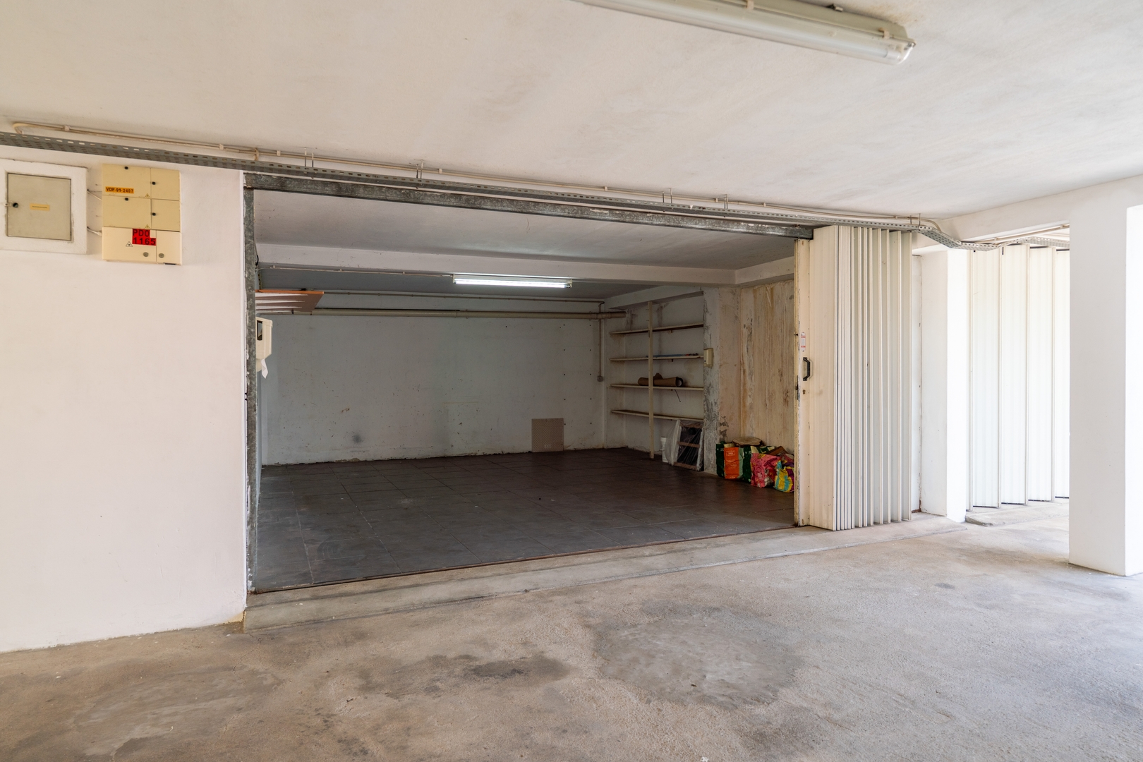 Bright Flat with Balcony & Garage by HostWise 39 Host Wise Booking