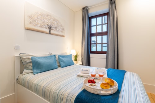 Modern Comfort in City Center by HostWise Host Wise Booking