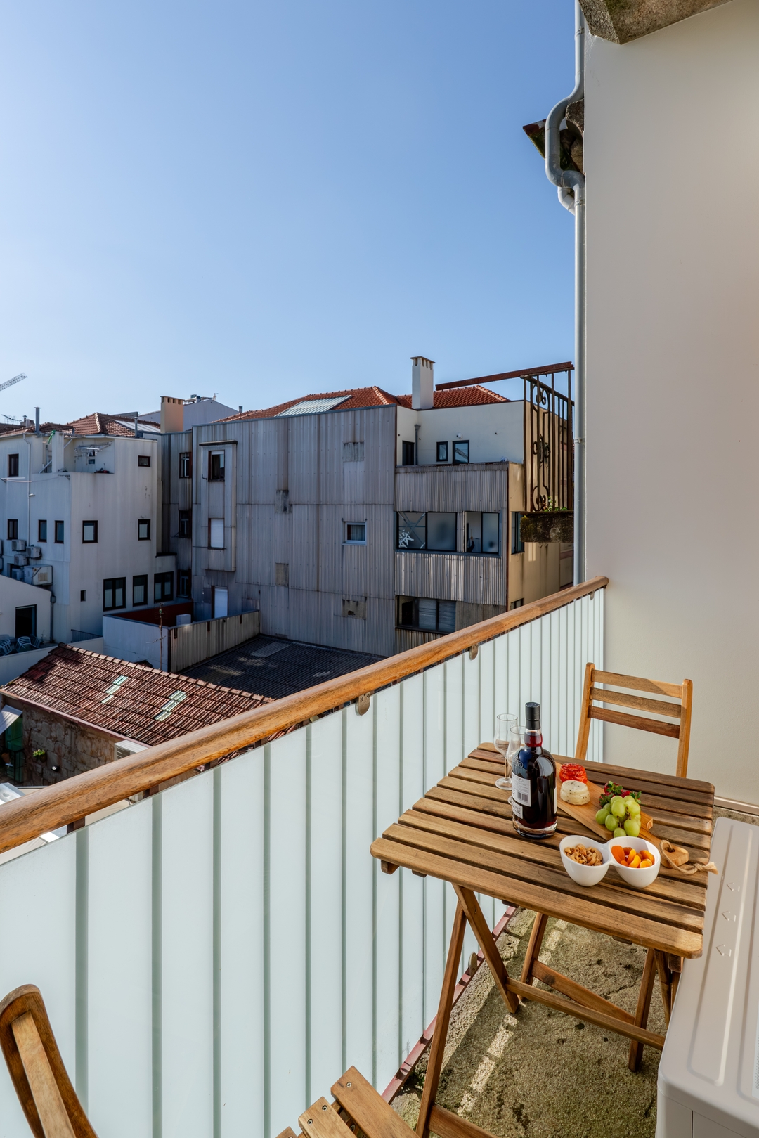 Twin Picaria Balcony Suites by HostWise 27 Host Wise Booking