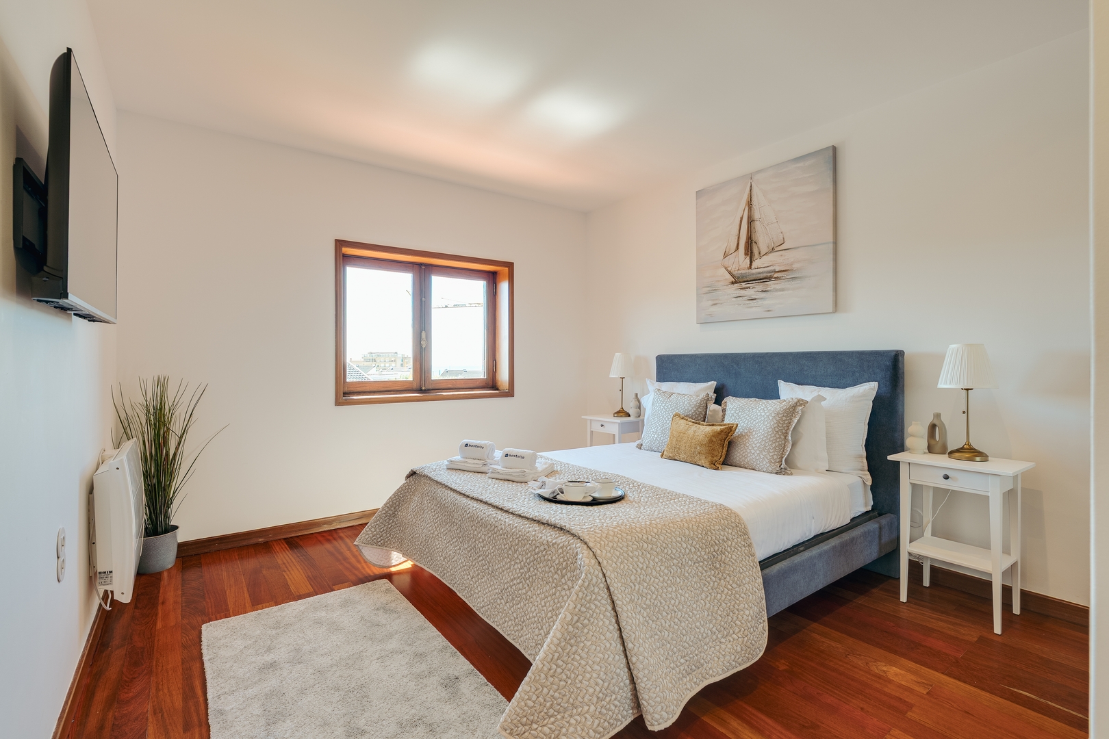 Beach Villa with Jacuzzi & Garage by HostWise 10 Host Wise Booking