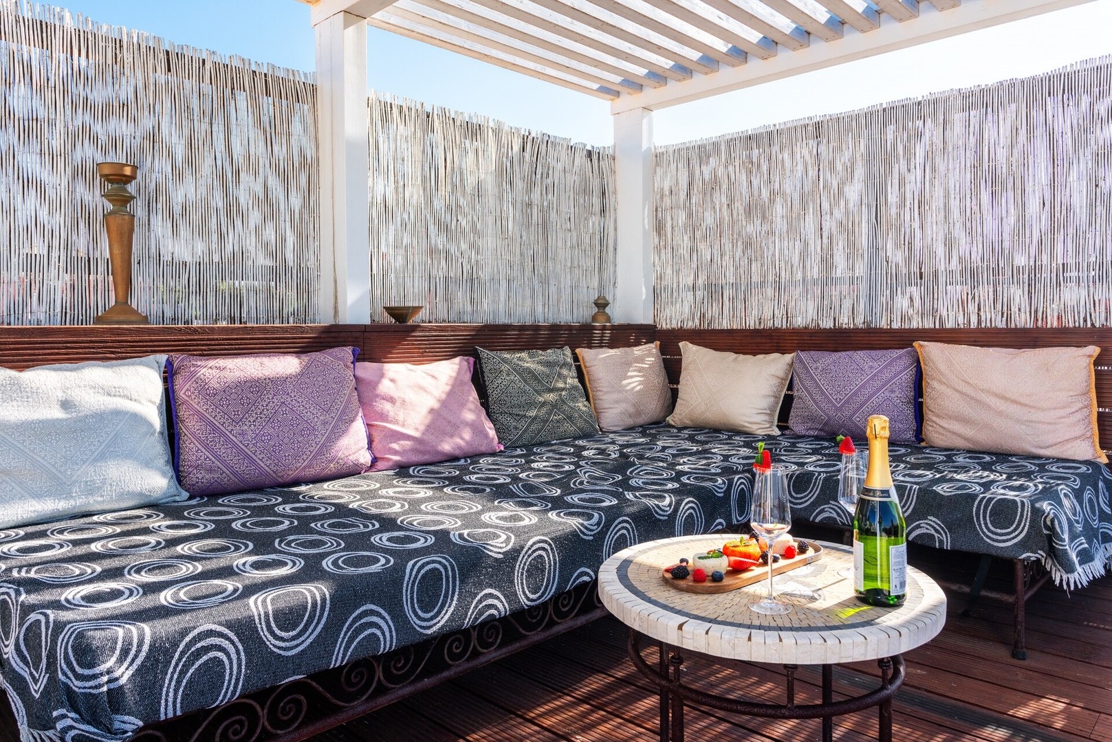 Host Wise - Luxurious House with Private Salt Pool 17 Host Wise Booking