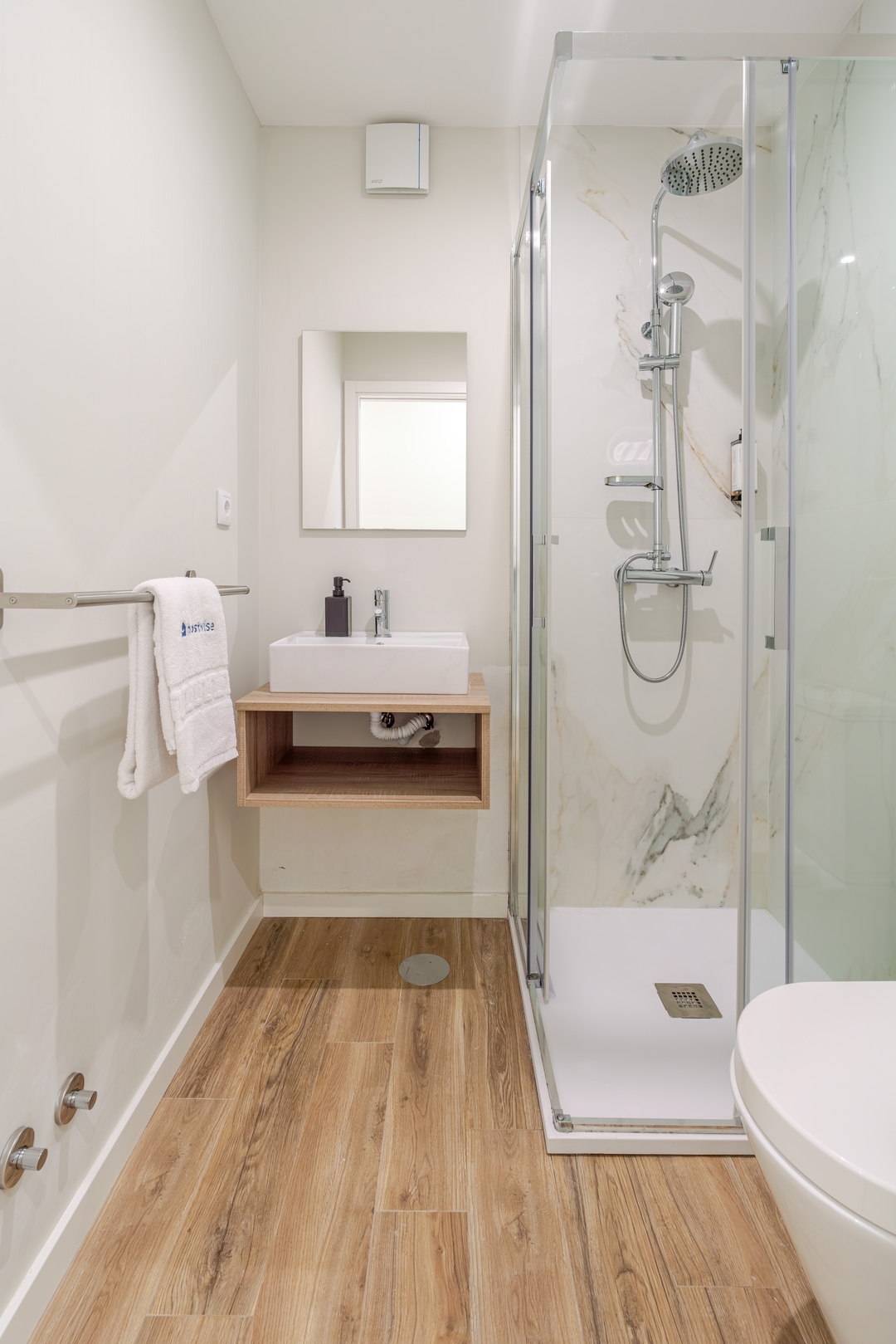 HostWise – Douro View Villa w/ 10 Suites & Pool 45 Host Wise Booking