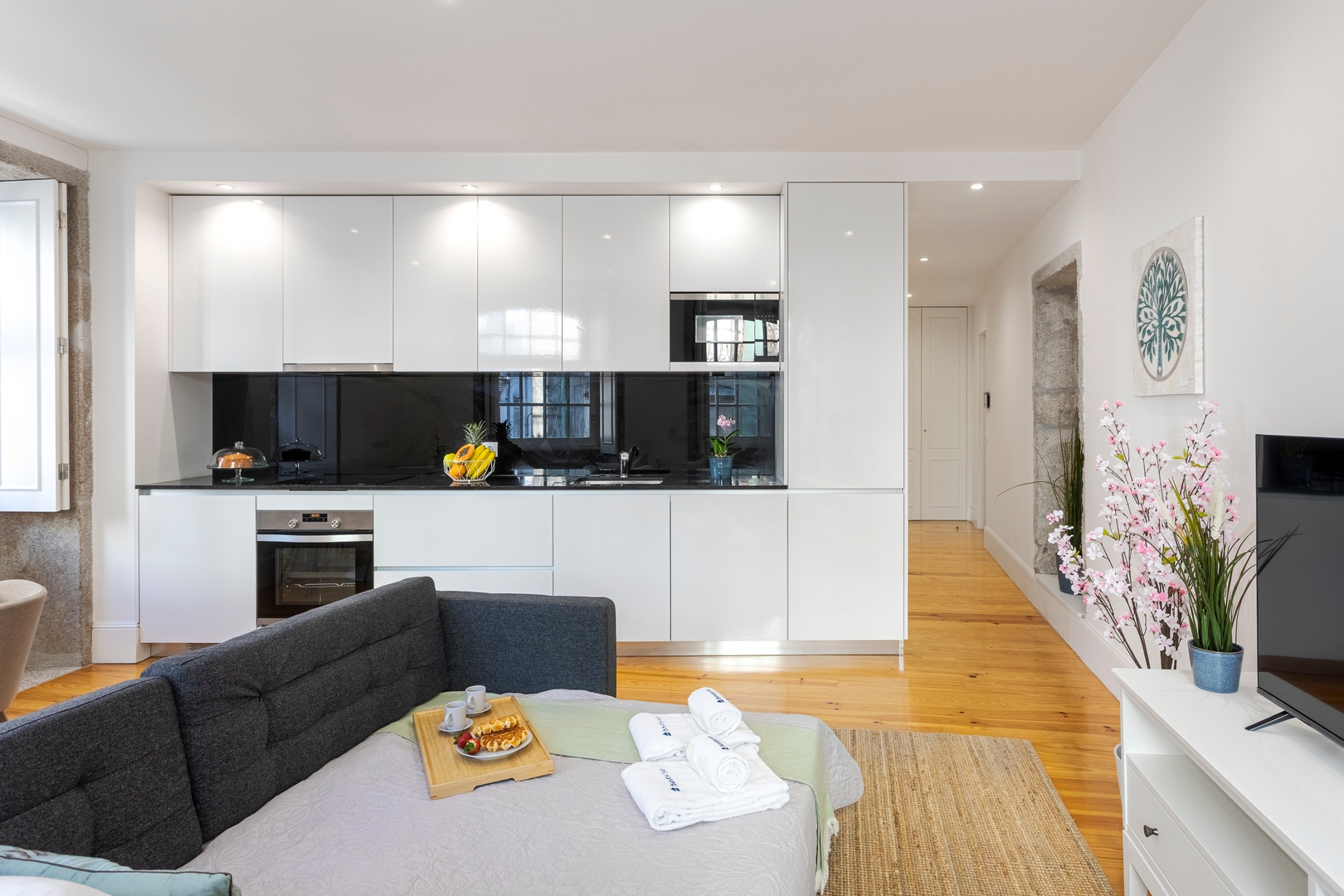 Modern & Trendy Flat by HostWise 15 Host Wise Booking