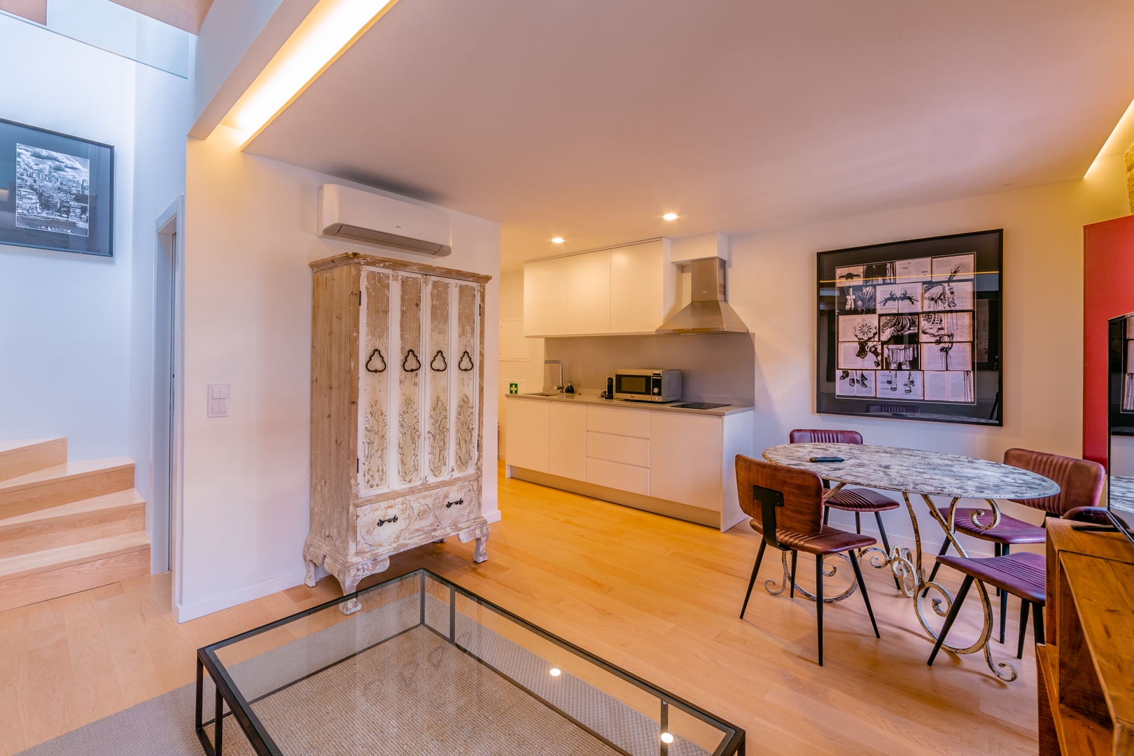 Central Apartments Stay Near Clérigos by HostWise 33 Host Wise Booking
