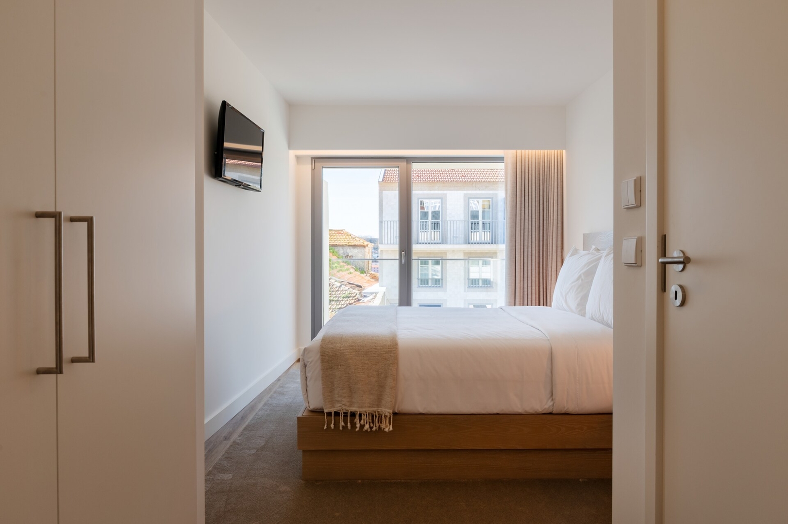 Host Wise - 2 Fervença Boutique Palace 38 Host Wise Booking