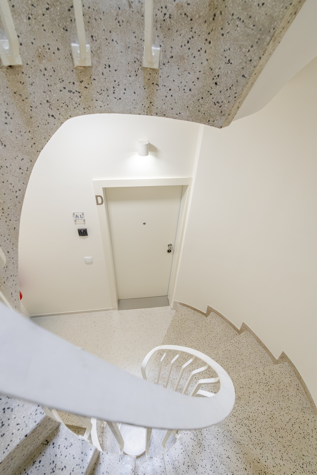 Stylish Balcony Apt & 2 Cozy Studios by HostWise 35 Host Wise Booking