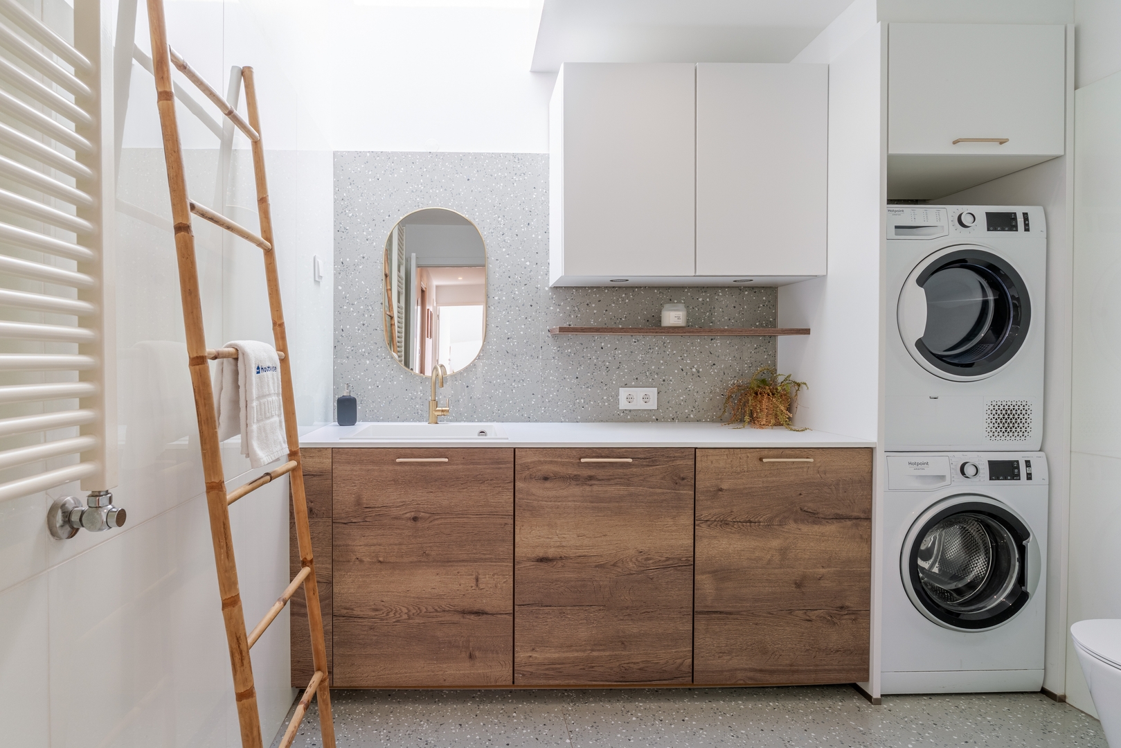 Stylish Open-Plan Flat with Swimming Pool by HostWise 29 Host Wise Booking