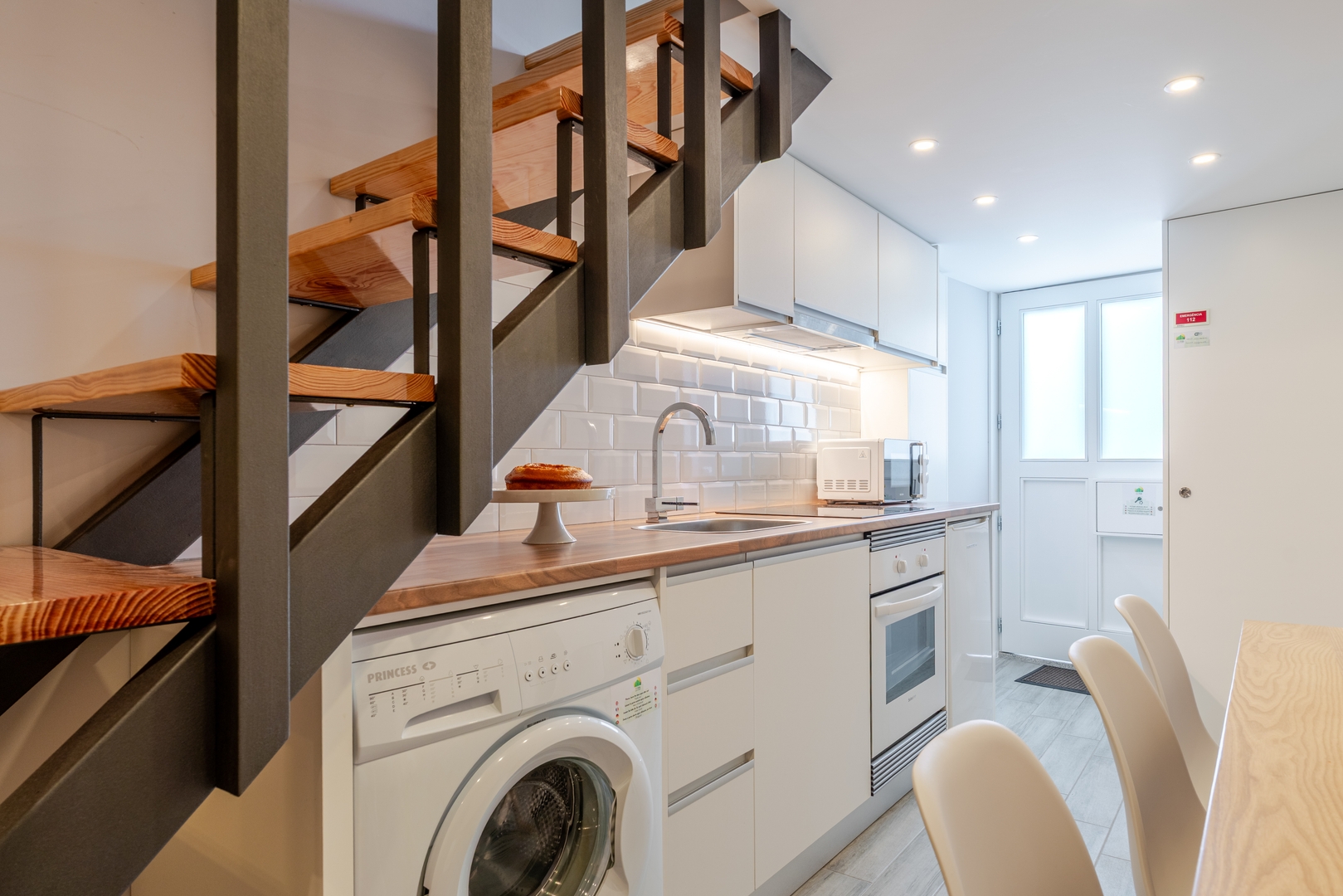 Cozy & Central Apartment by HostWise 6 Host Wise Booking