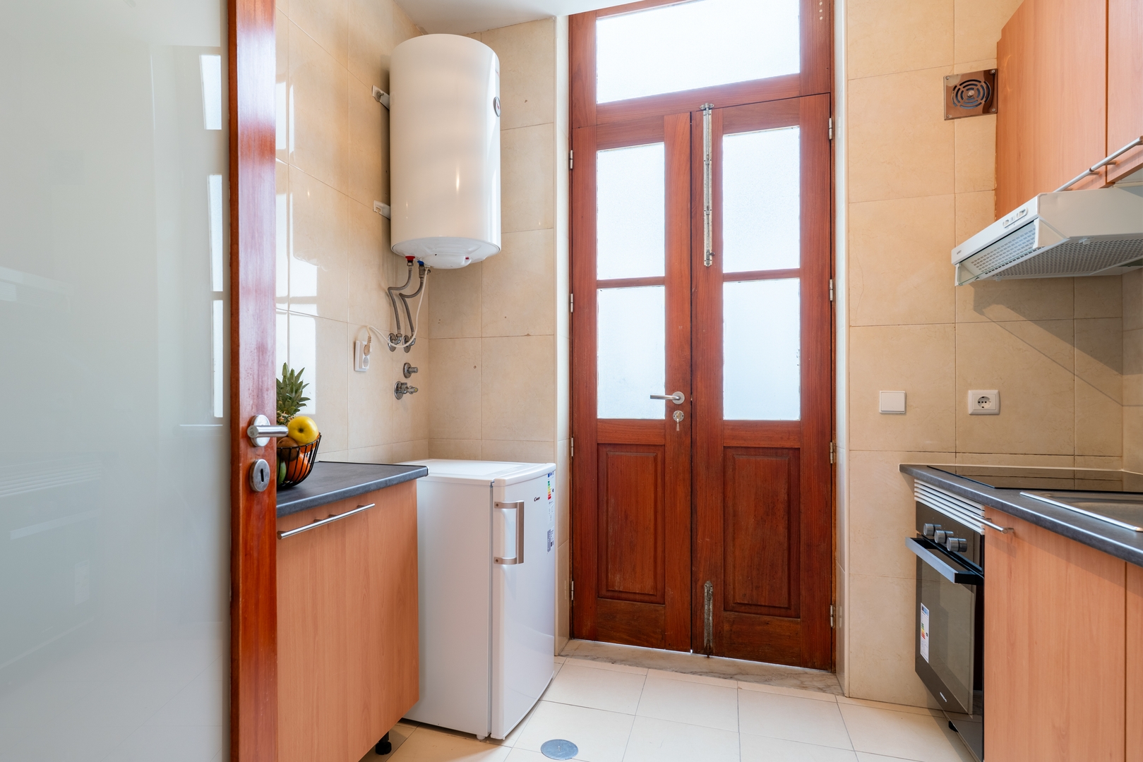 Traditional House with Terrace by HostWise 28 Host Wise Booking