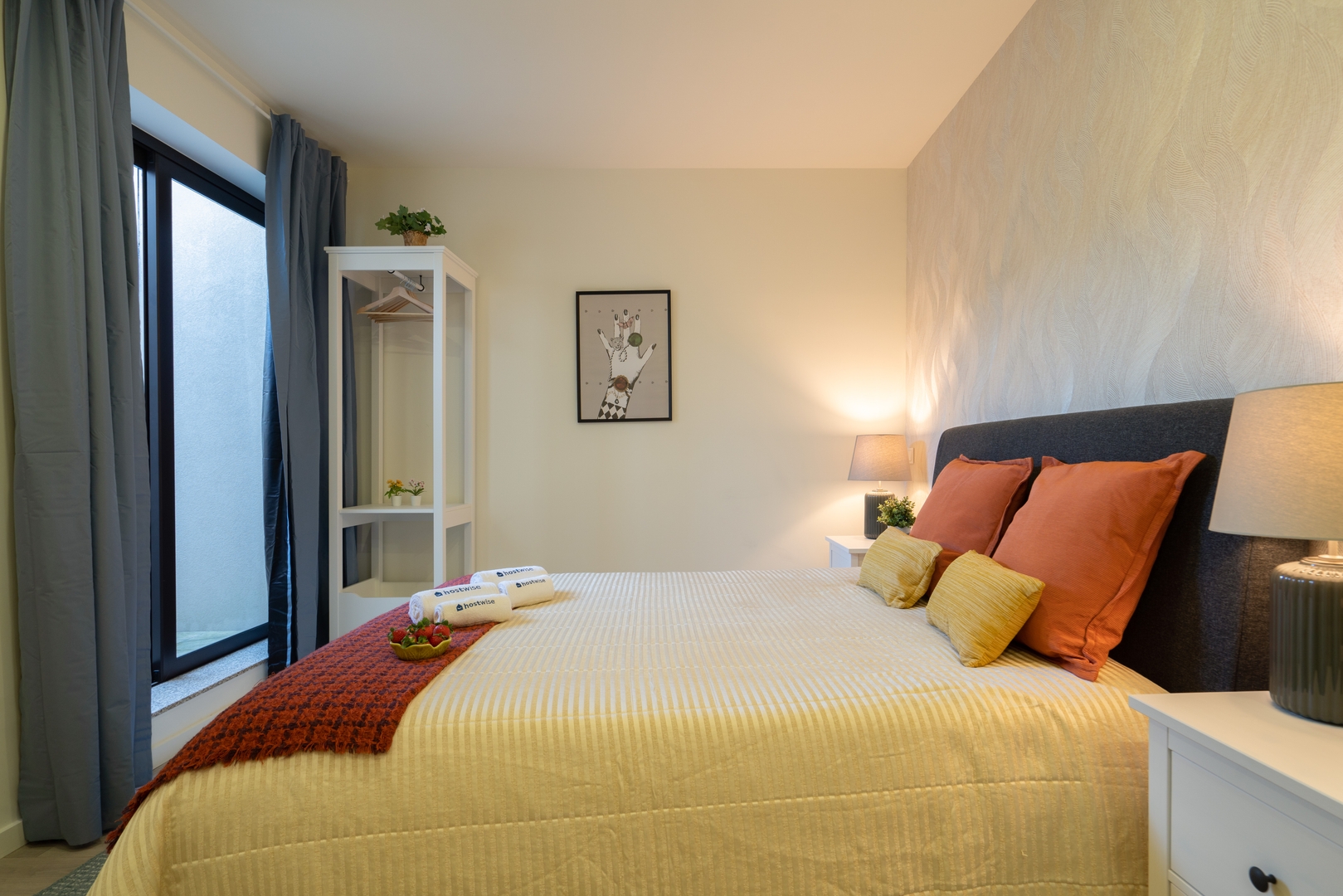 Bright Studios with Patios in Porto by HostWise 38 Host Wise Booking