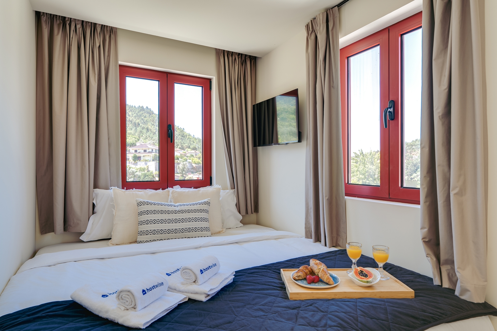 Douro Arda House | Pool & Jacuzzi by HostWise 32 Host Wise Booking