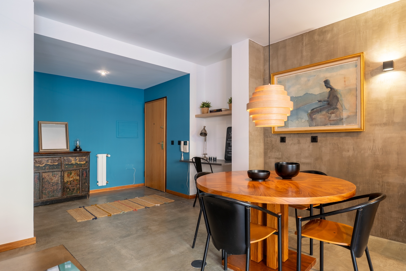 HostWise – Modern Flat w/ Terrace | Near the Beach 3 Host Wise Booking