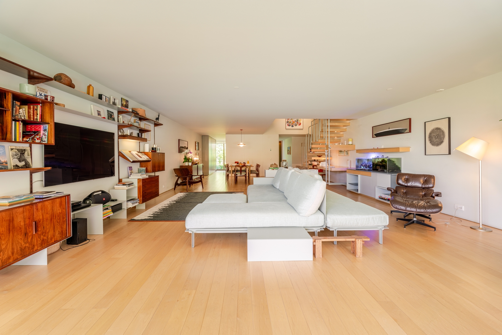 Grand Villa w/ Pool, Garden & Garage by HostWise 43 Host Wise Booking