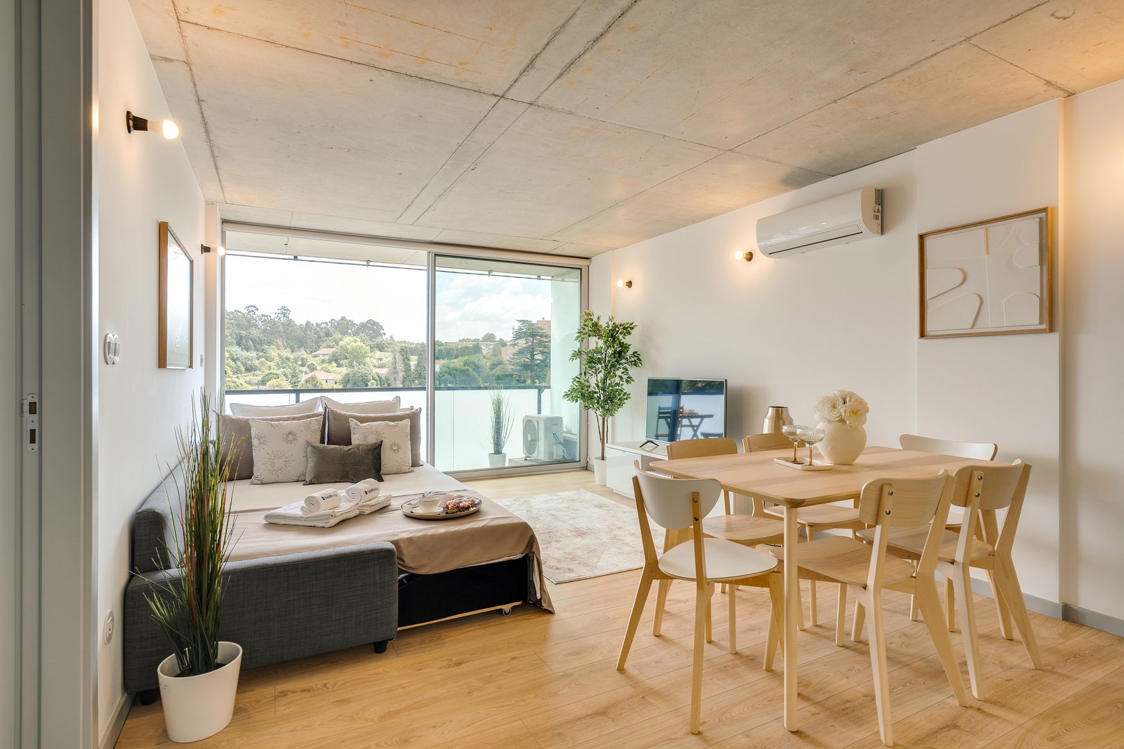 Premium Flat w/ Balcony, Pool & Garage by HostWise 32 Host Wise Booking