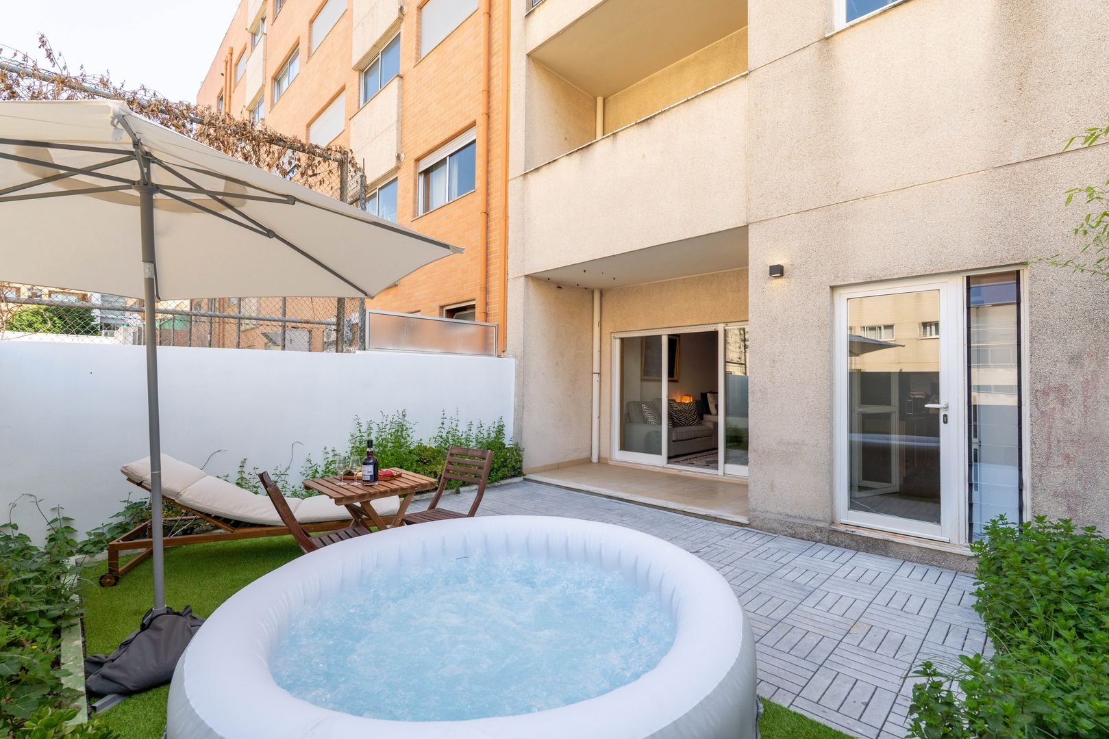 HostWise – Modern Flat w/ Terrace | Near the Beach 31 Host Wise Booking