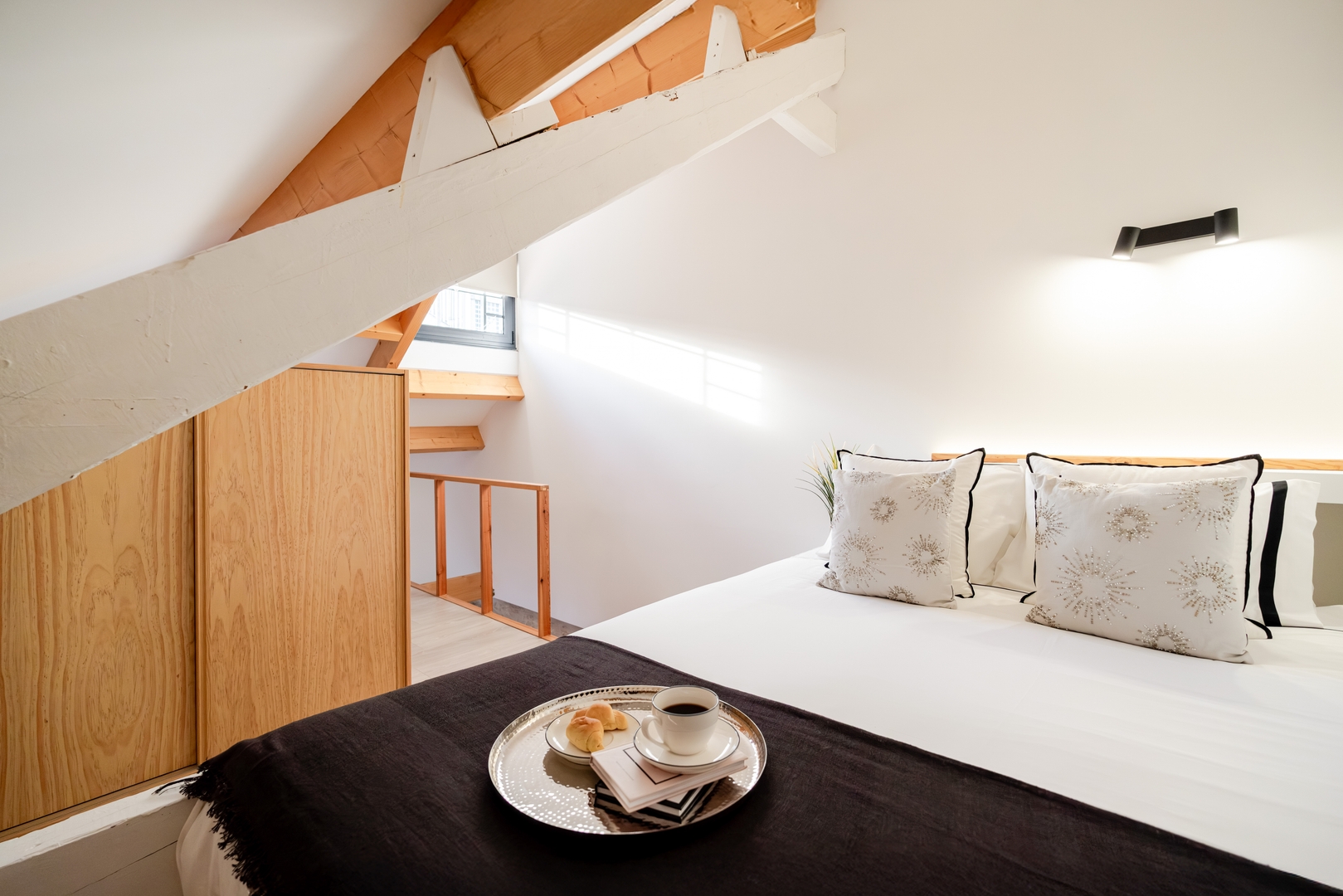 Courtyard T1 Apartments with BBQ by HostWise 6 Host Wise Booking