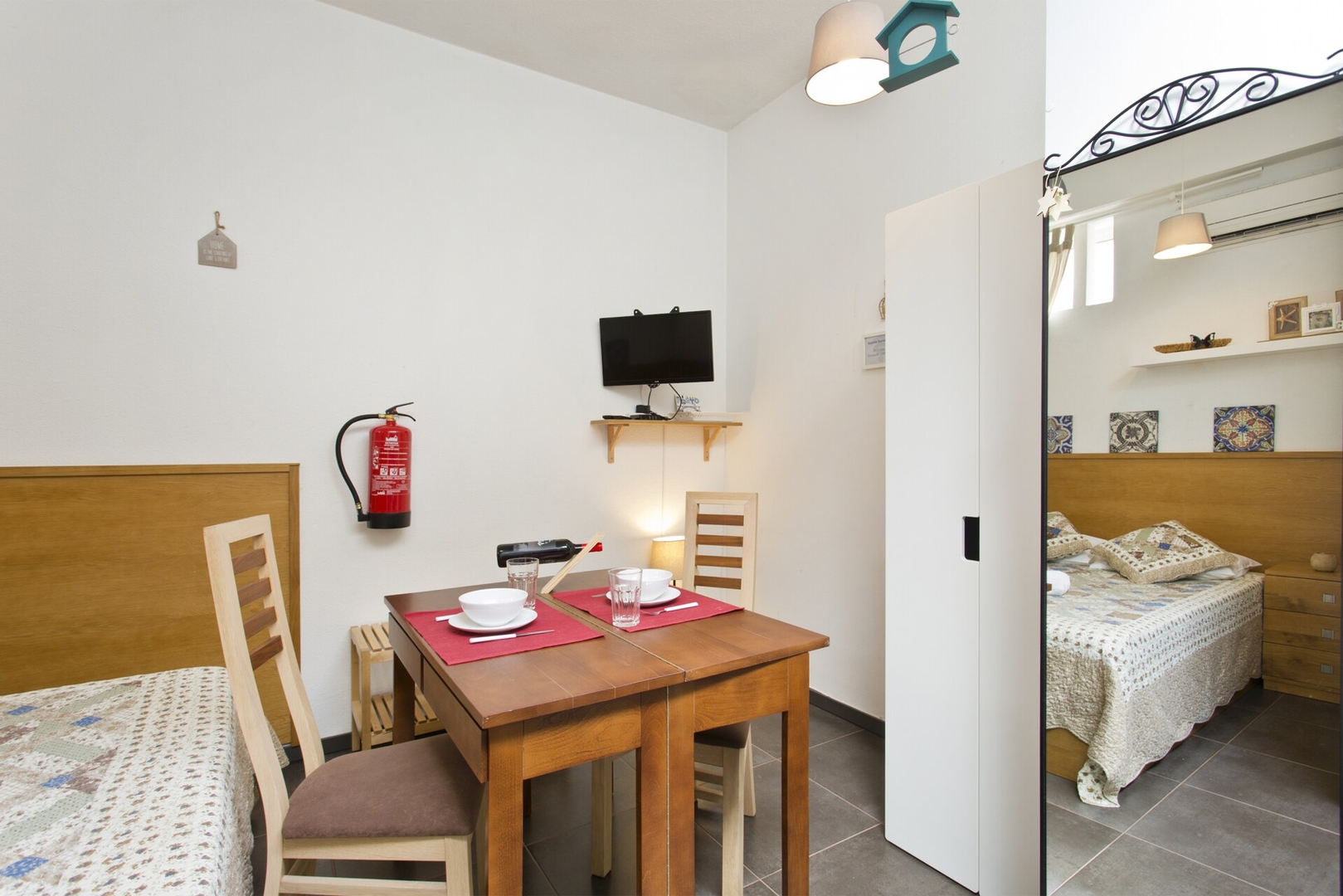 Host Wise - Cozy Quiet Flat | Trindade Station 9 Host Wise Booking