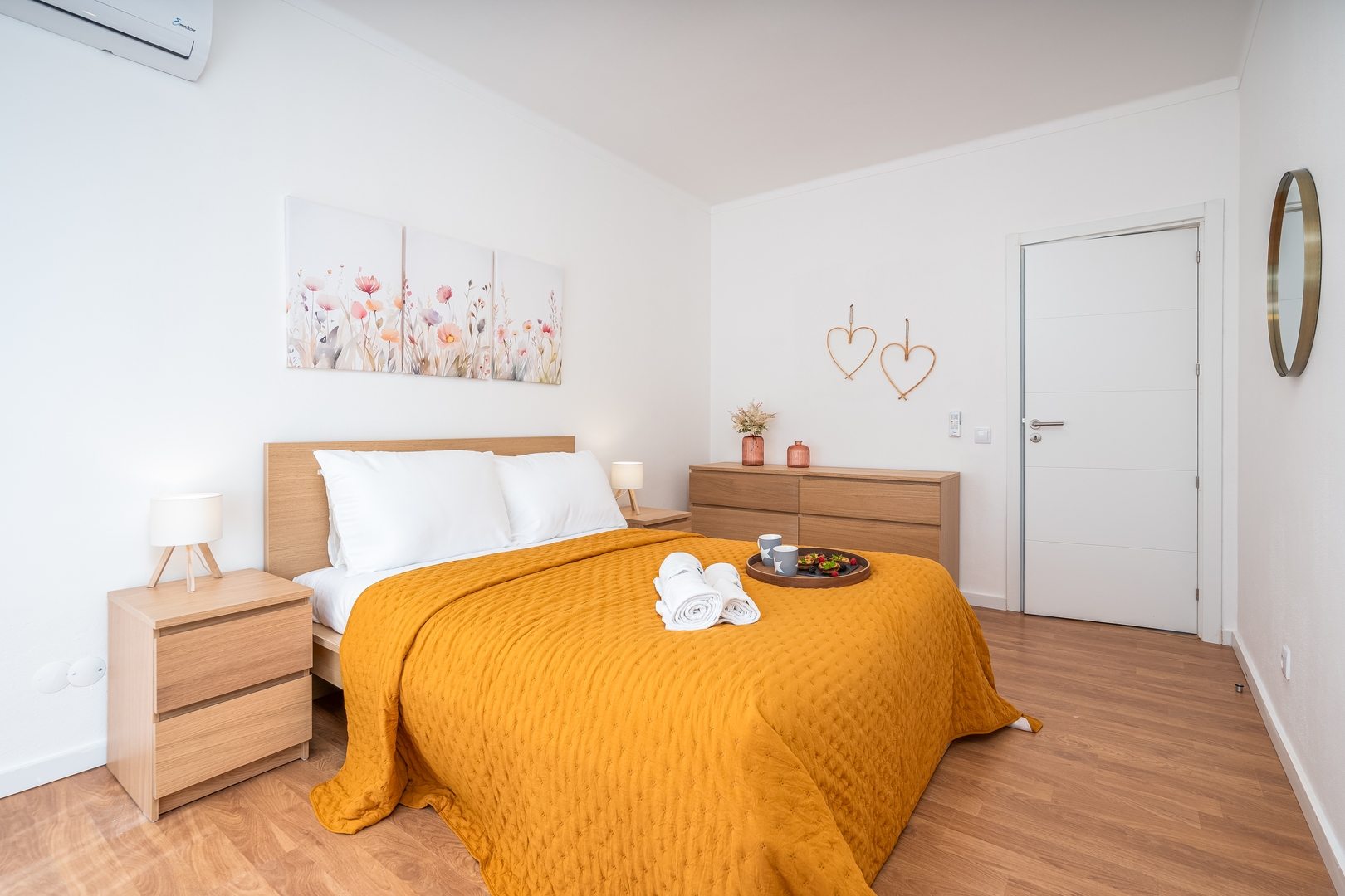 Bright & Spacious Flat w/ Balcony by Host Wise 5 Host Wise Booking