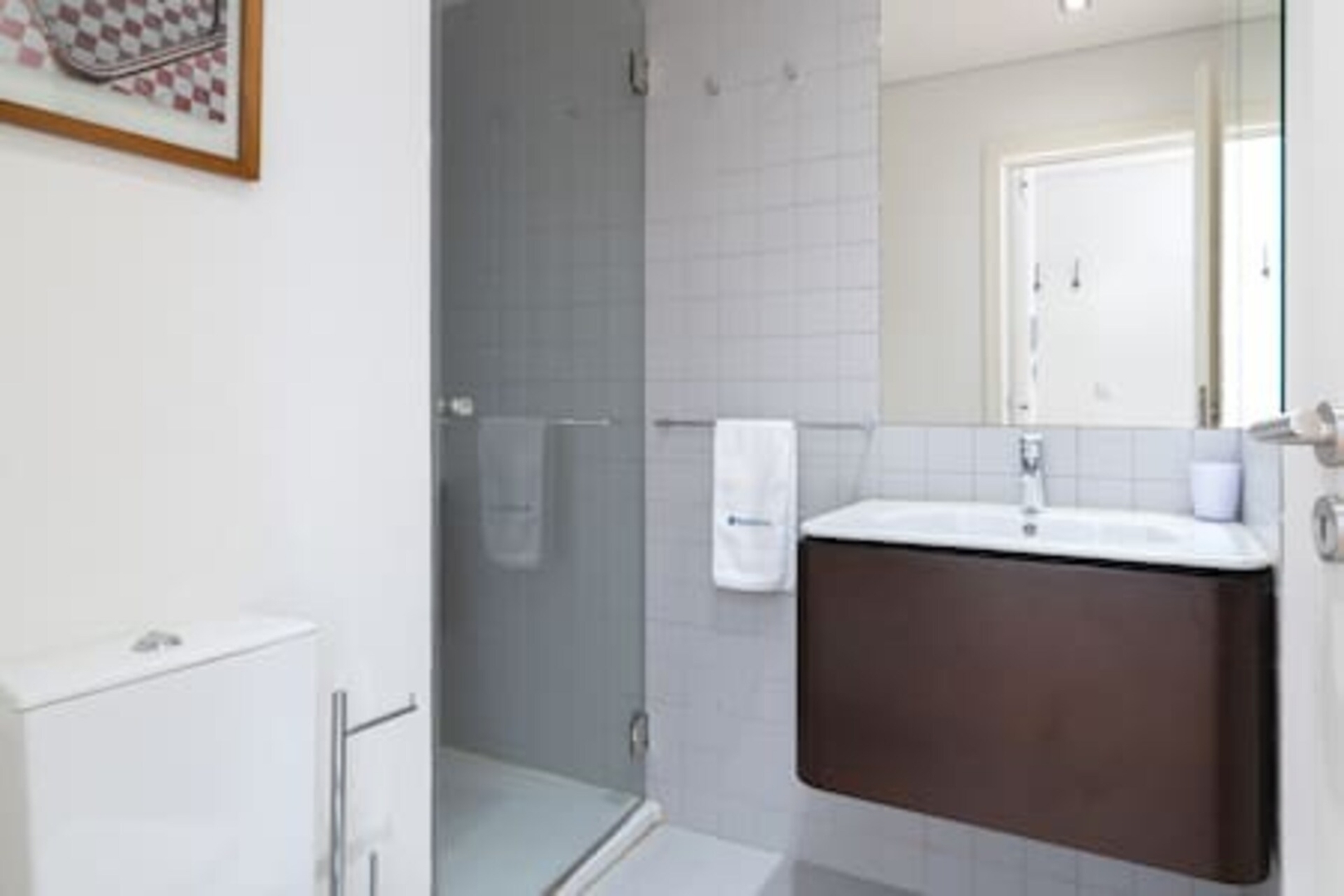 4 Trendy Studios w/ Balcony | Clérigos by HostWise 14 Host Wise Booking