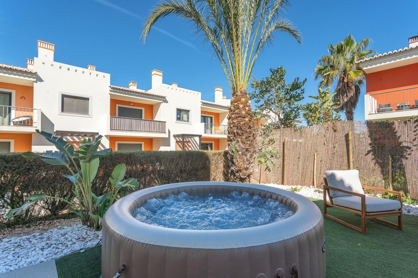 Host Wise - Deluxe House | Pool & Jacuzzi 48 Host Wise Booking