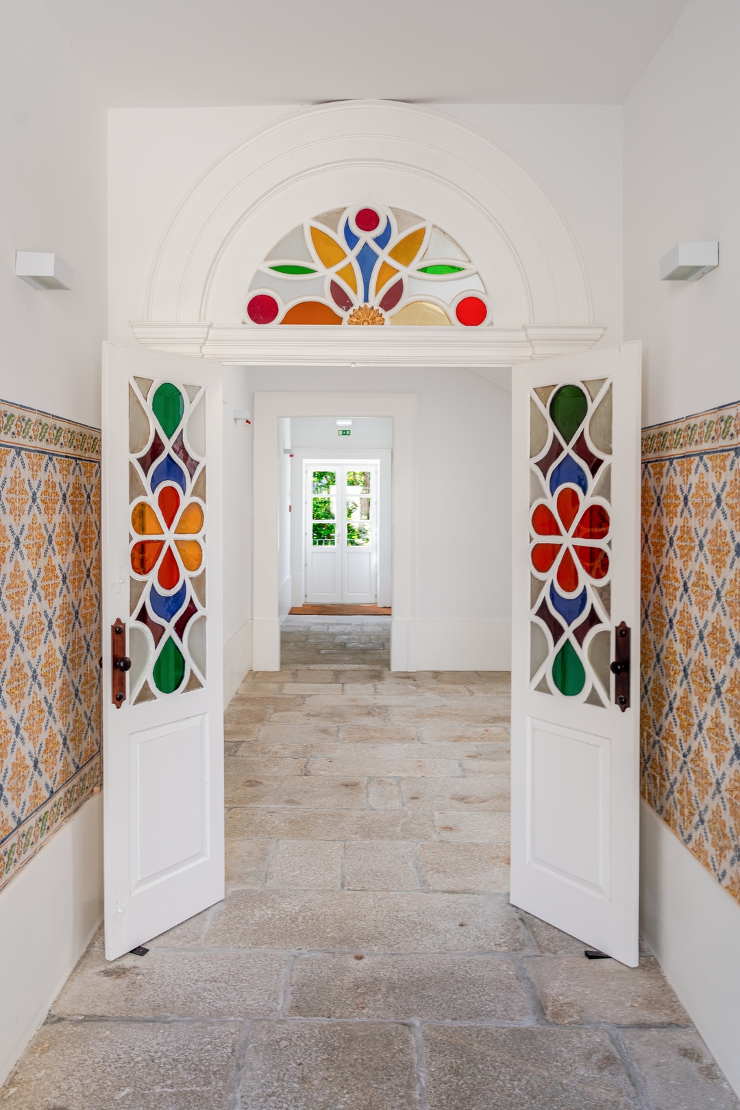 Bright Flat in Historic Foz House by HostWise 35 Host Wise Booking