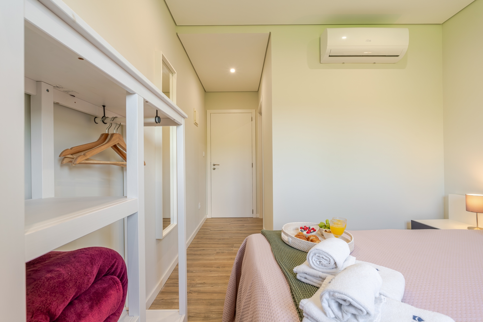 HostWise - 10BR Douro Villa with Pool 35 Host Wise Booking