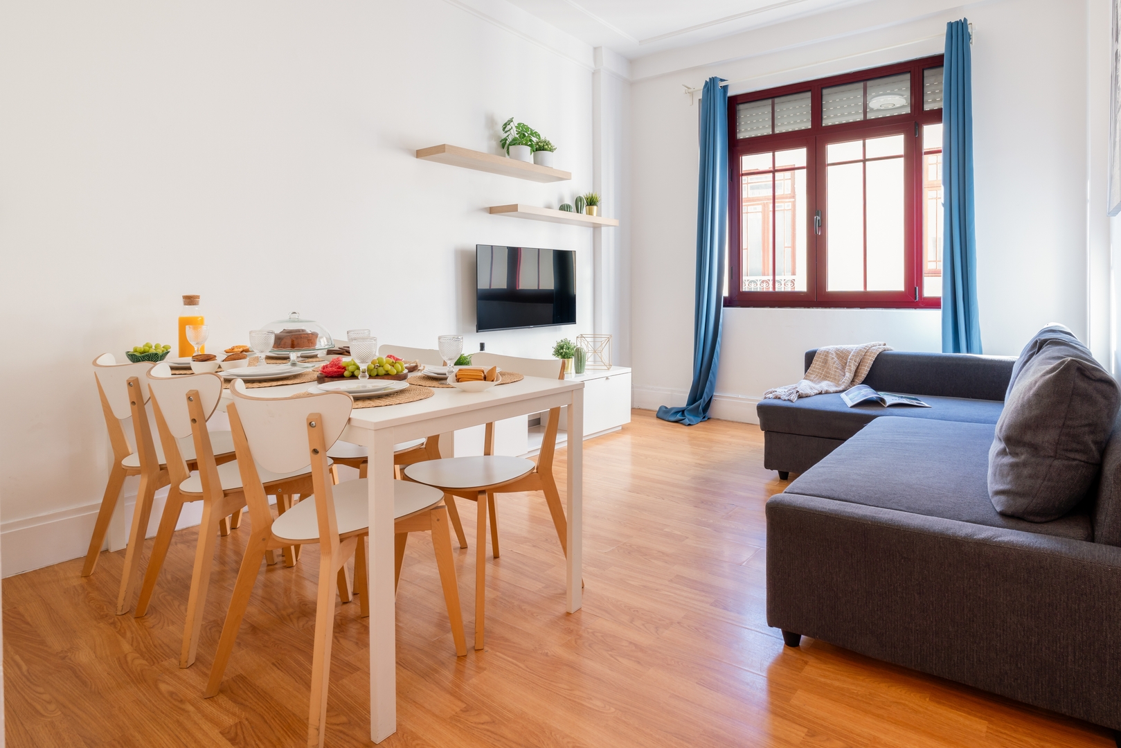 Host Wise - Roomy Restful Apartment w/ Balcony 19 Host Wise Booking