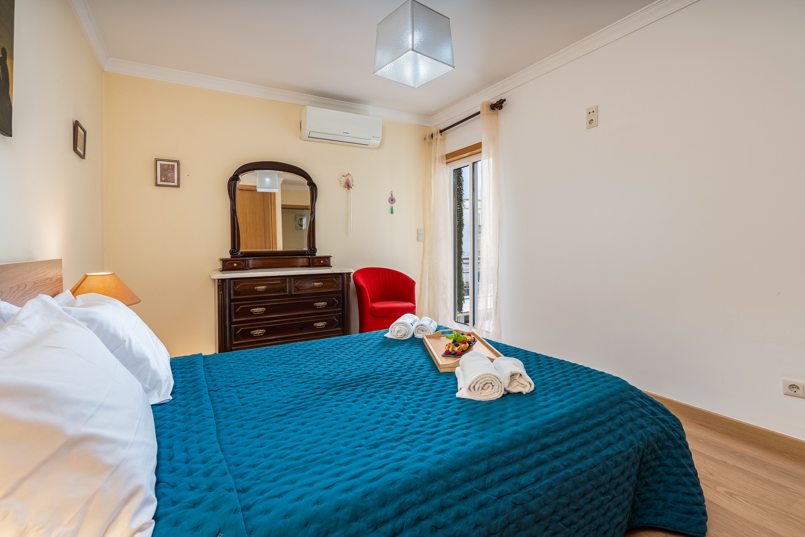 Bright & Spacious Flat by HostWise 6 Host Wise Booking