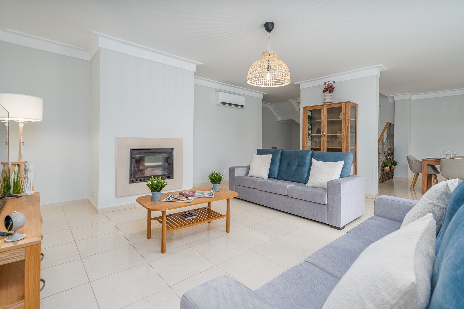 Grand Villa w/ Garden, Pool & Jacuzzi by HostWise 33 Host Wise Booking