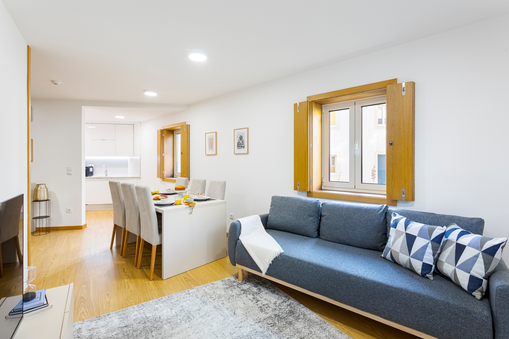 Modern & Central Flat w/ Garage by HostWise 14 Host Wise Booking
