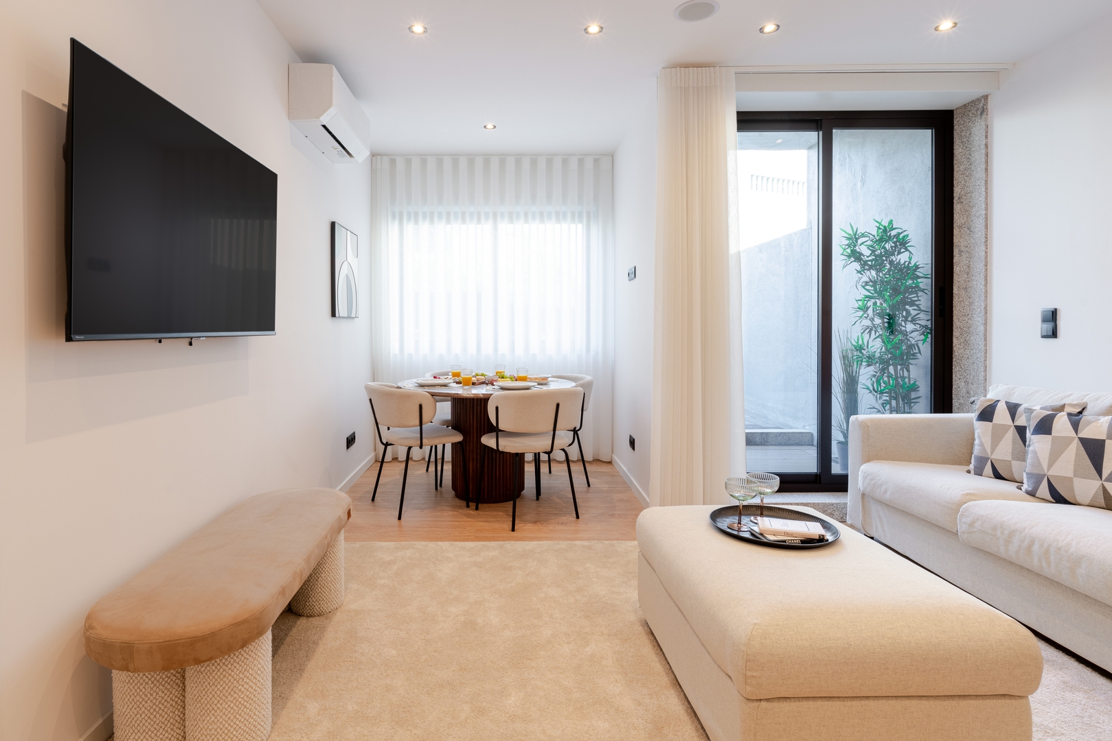 Urban Terrace & Stylish Living Spaces by HostWise 8 Host Wise Booking