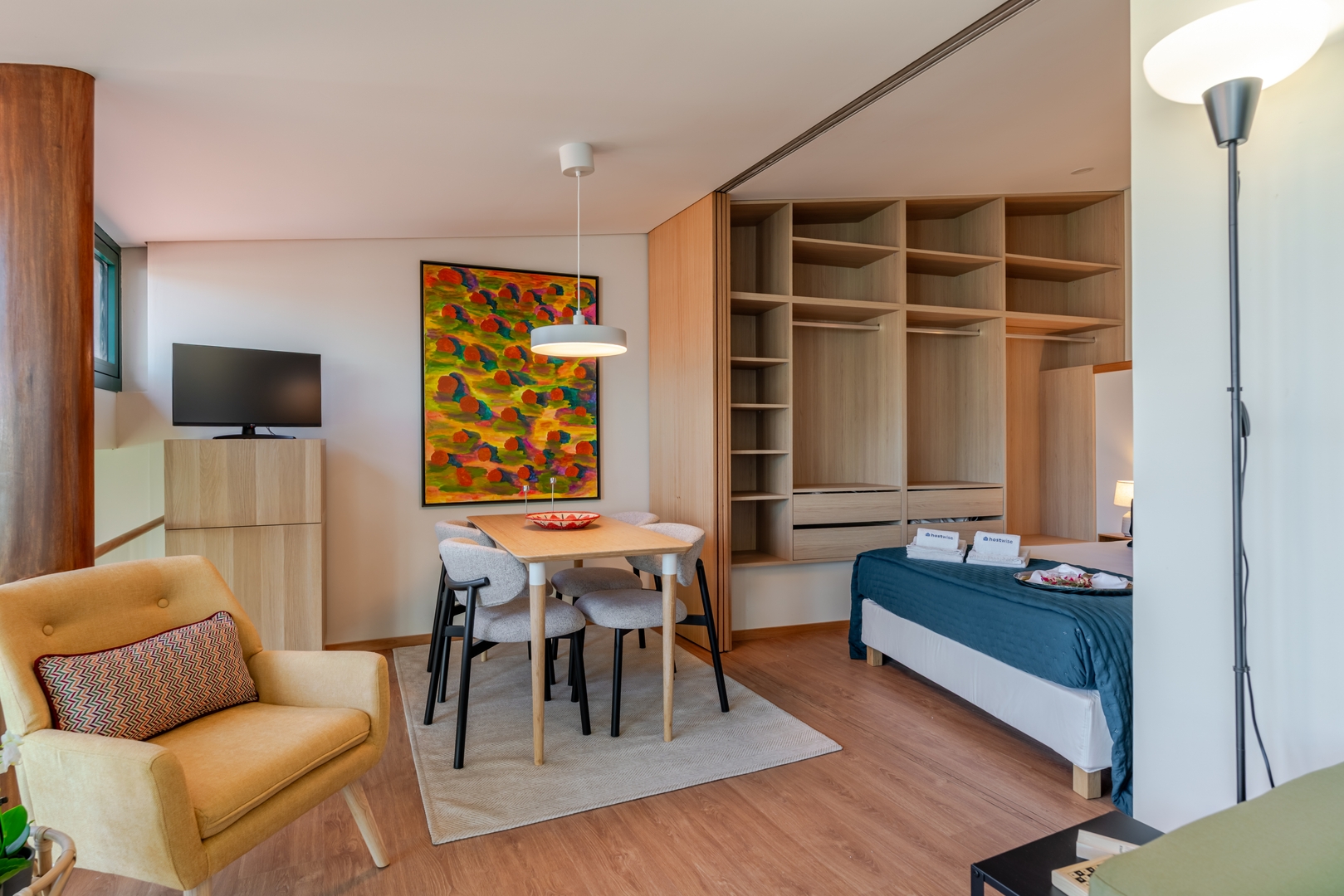 Artistic Studio with Terrace in Foz by HostWise 13 Host Wise Booking