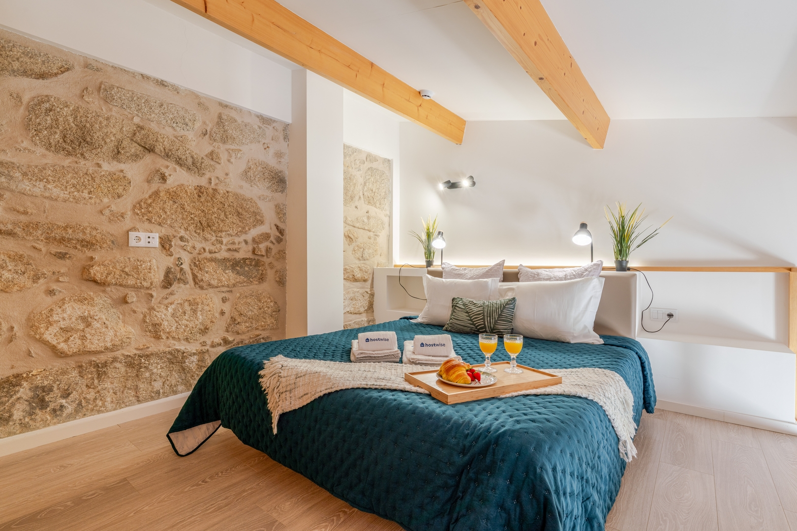 Terrace Studios for 12 in Porto by HostWise Host Wise Booking