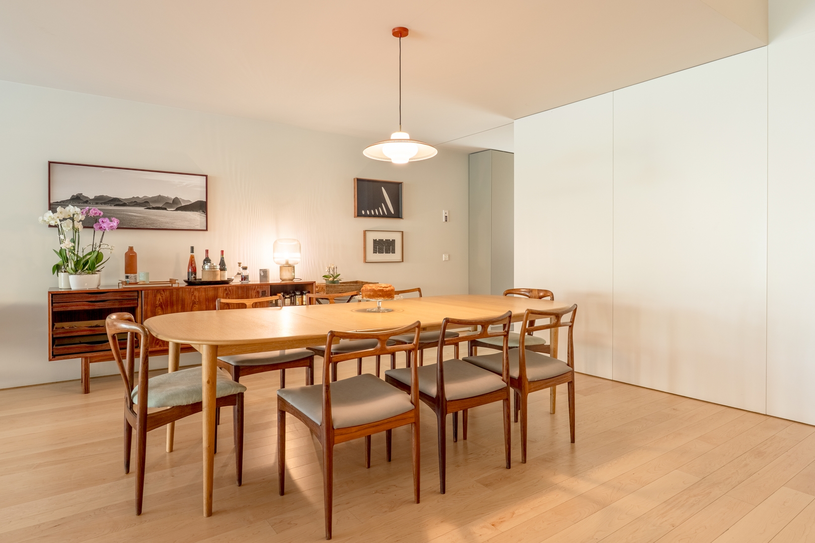 Grand Villa w/ Pool, Garden & Garage by HostWise 28 Host Wise Booking