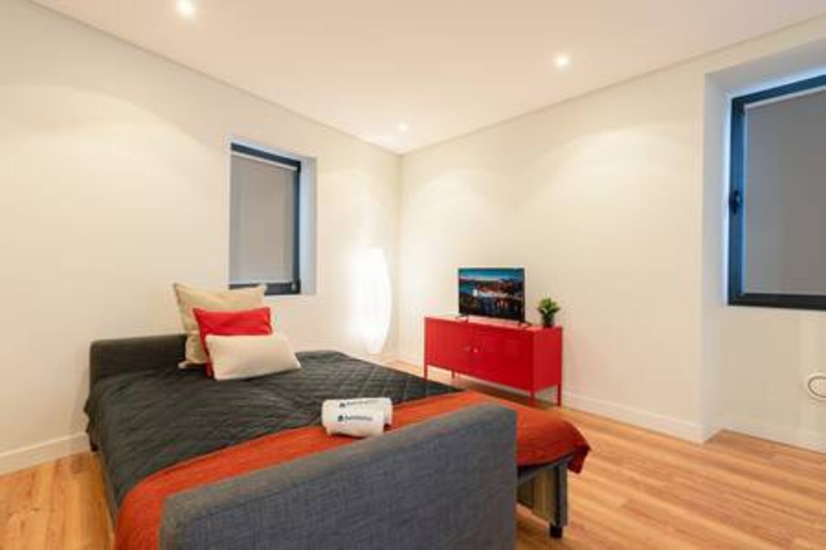 Comfy Sunny Flats| Ace Location by HostWise 9 Host Wise Booking