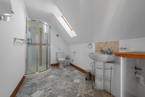 Pet-Friendly One-Bedroom Little Yeldham 15 David Burr