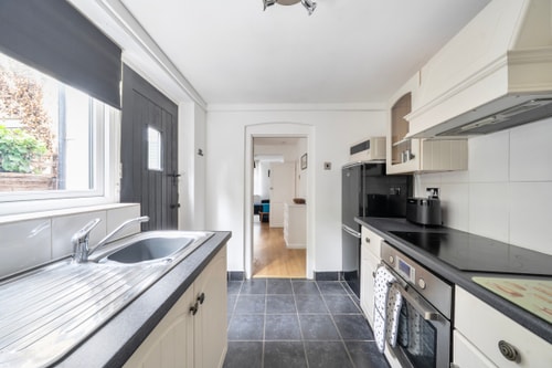 Charming Town Centre Retreat in Bury St Edmunds 7 David Burr